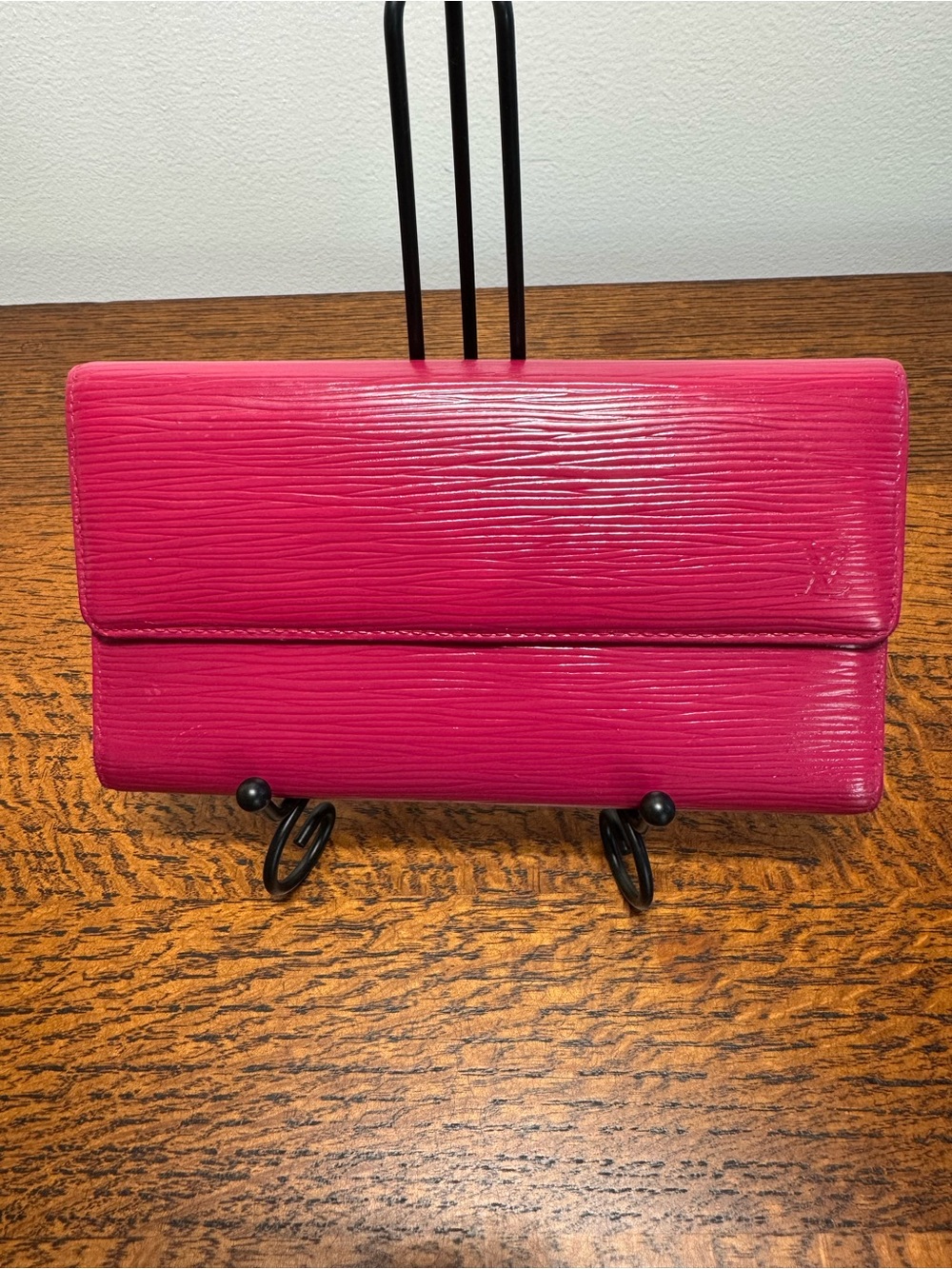 Louis Vuitton Epi Leather Sarah Wallet (Repainted) w/COA